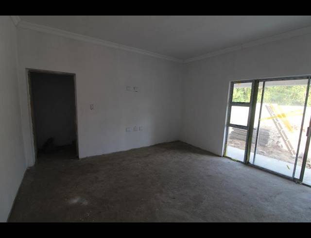 2 BEDROOM APARTMENT FOR SALE IN MALVERN